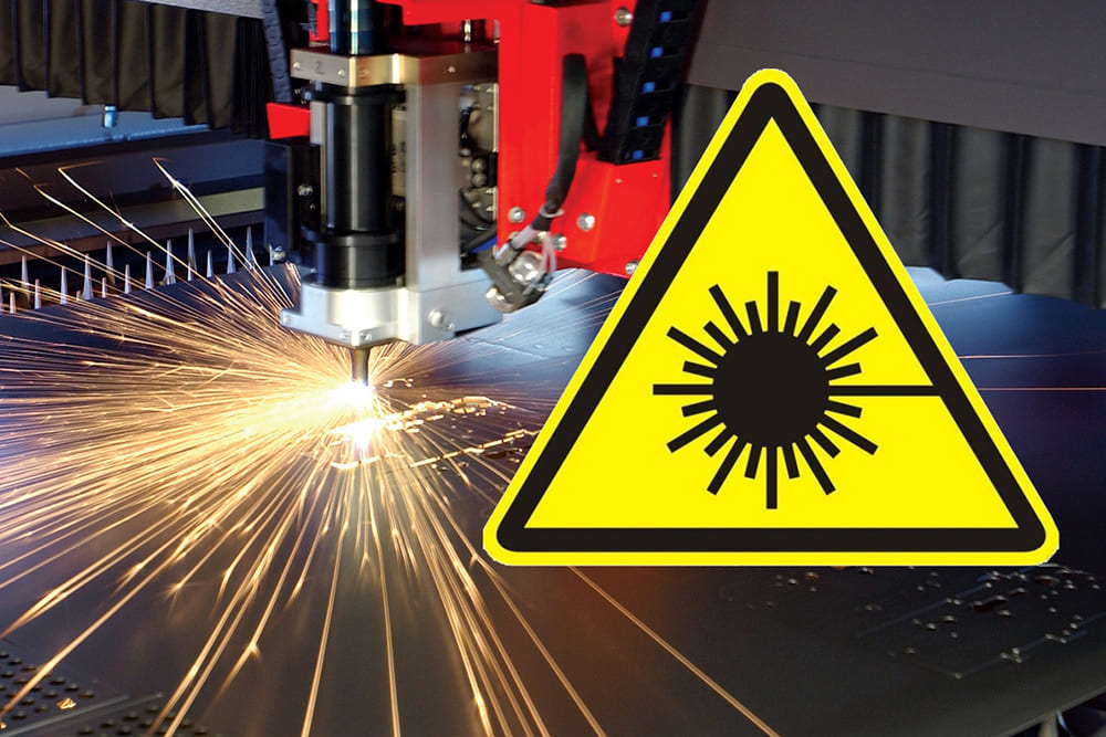 Precauzioni di sicurezza durante il taglio di vari metalli su macchine CNC
